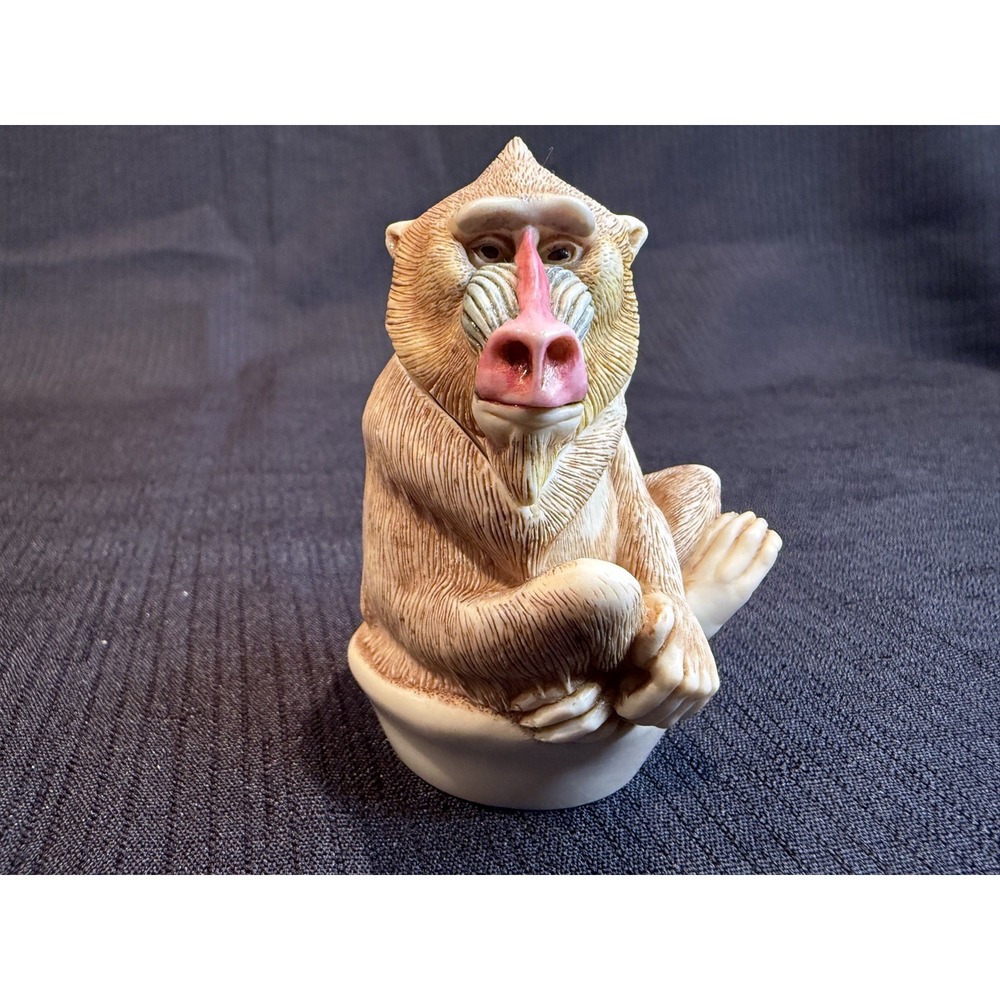 2000 Harmony Kingdom Up to Scratch Baboon Trinket Box Figurine